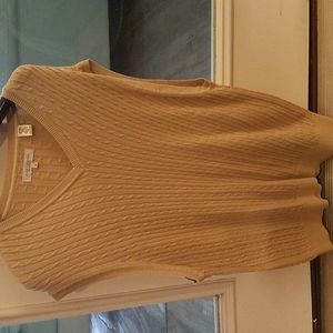 Alex Cannon stunning gold sweater vest size medium